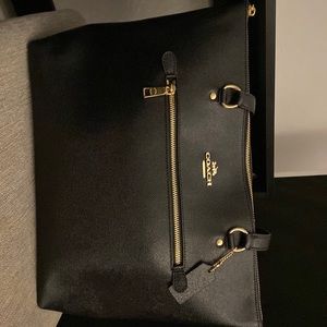 Black and Gold Coach Gallery Tote. Very good condition.